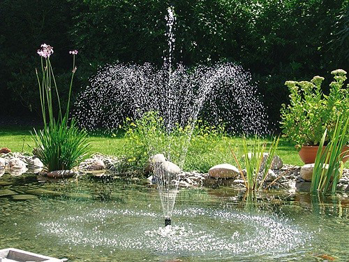 Pontec Pondo Vario 3500 Pompa per laghetto con giochi d'acqua 3500l/h