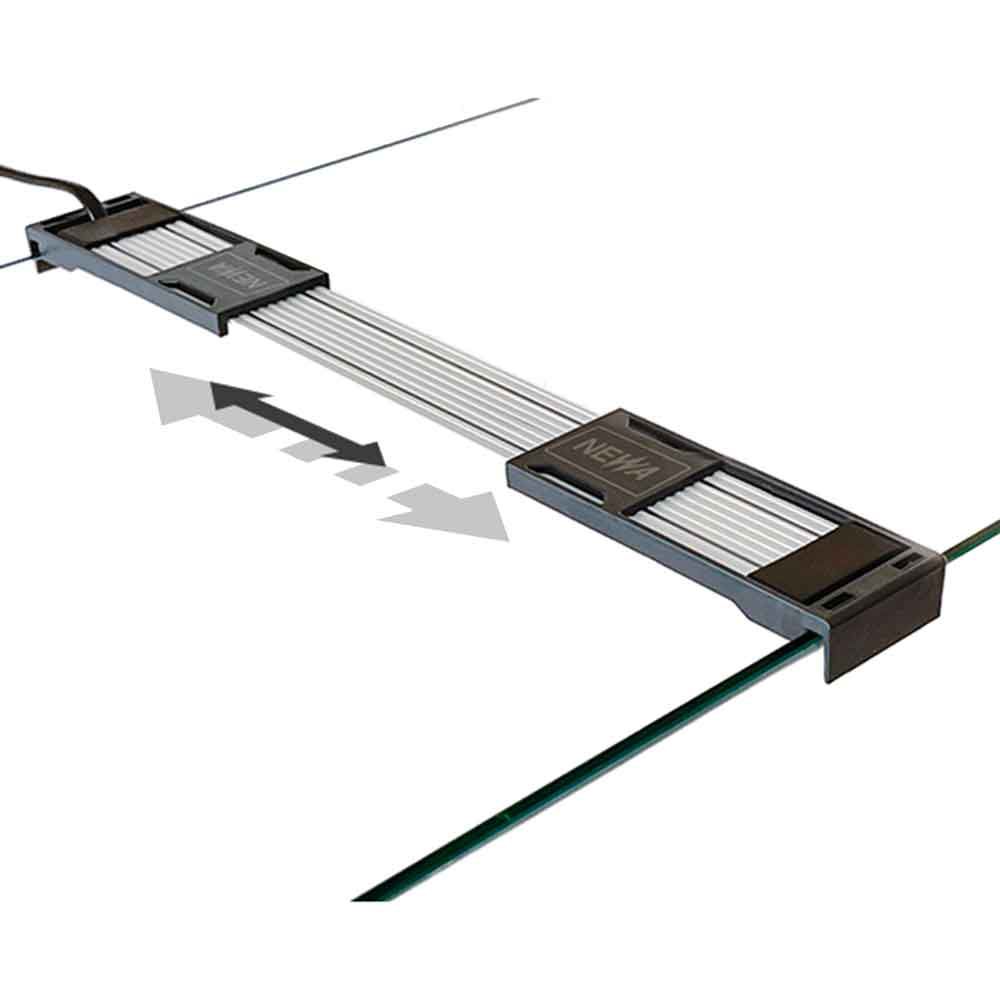 Newa Led Slim Daylight 430 Lampada estensibile per acquari da 546-615mm 6200K° 7.8W